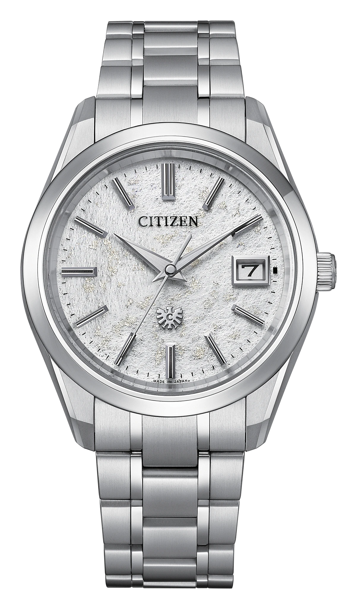 The CITIZEN White Dial Titanium Bracelet AQ4100-65W | CITIZEN